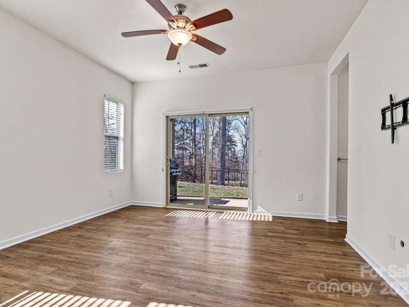 322 Flat Rock Drive, Denver, NC 28037.  MLS# CAR4243514, YatesRealty ID 6148. 