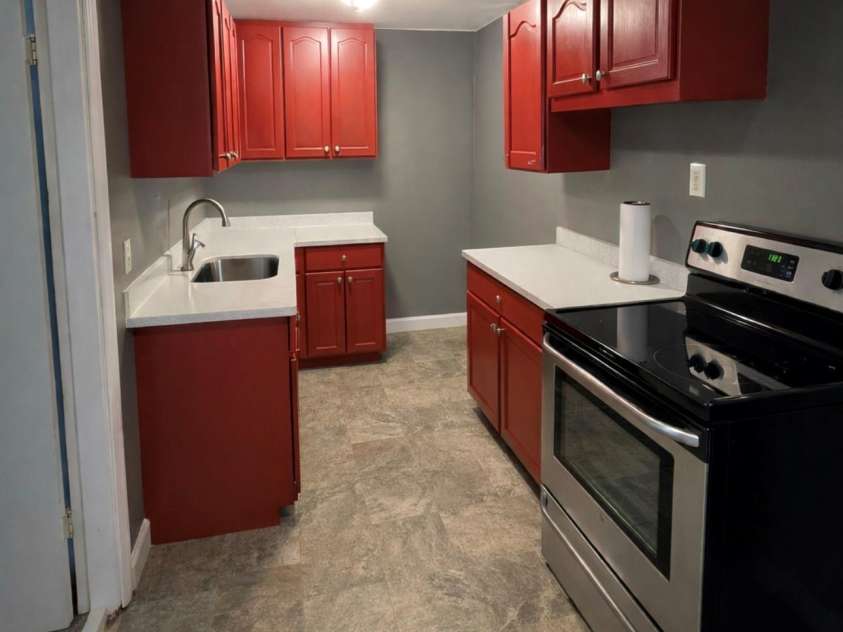 214 Oregon Street, Charlotte, NC 28208.  MLS# CAR4344261, YatesRealty ID 6149. 