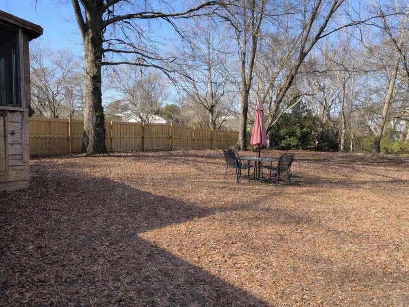 214 Oregon Street, Charlotte, NC 28208.  MLS# CAR4344261, YatesRealty ID 6149. 