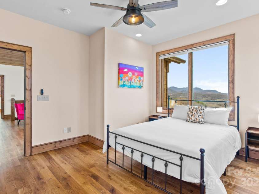 352 Great Sky Drive, Banner Elk, NC 28604.  MLS# CAR4247285, YatesRealty ID 6150. 