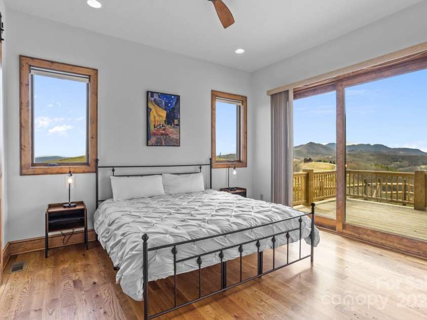 352 Great Sky Drive, Banner Elk, NC 28604.  MLS# CAR4247285, YatesRealty ID 6150. 