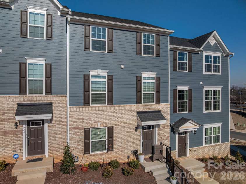 1937 Tupelo Grove Lane, Gastonia, NC 28054.  MLS# CAR4344471, YatesRealty ID 6151. 