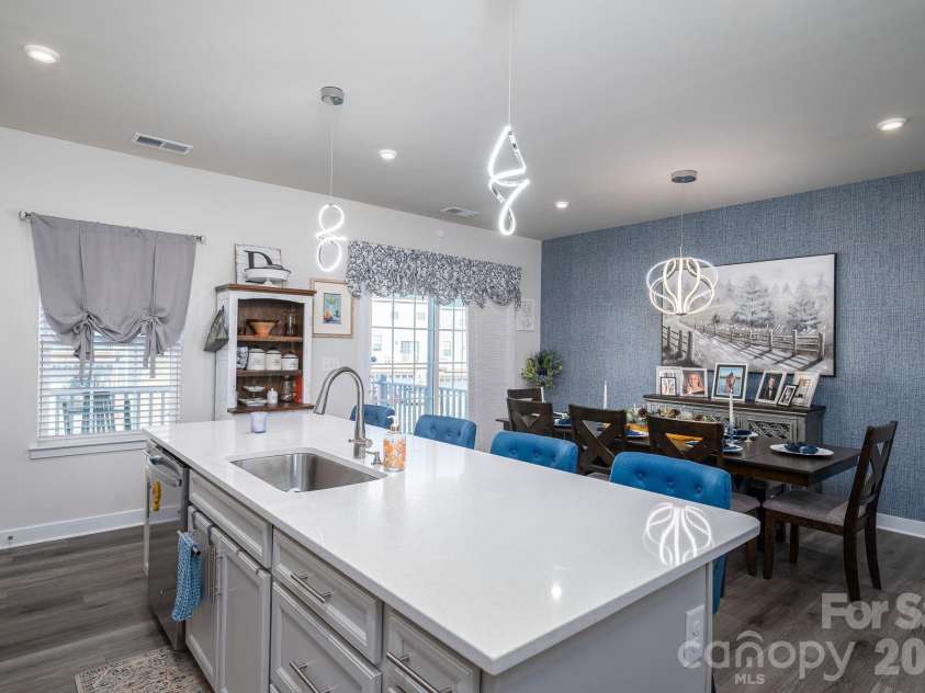 1937 Tupelo Grove Lane, Gastonia, NC 28054.  MLS# CAR4344471, YatesRealty ID 6151. 
