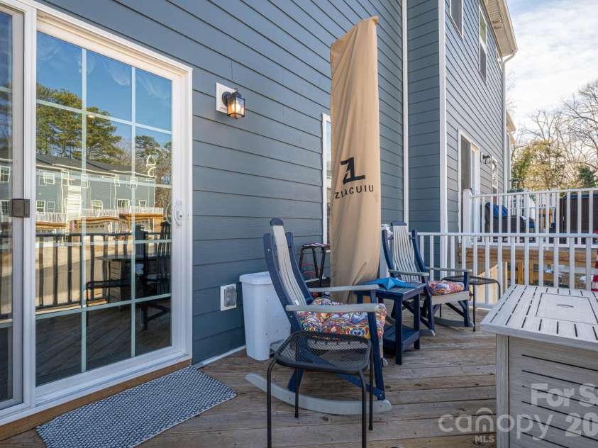 1937 Tupelo Grove Lane, Gastonia, NC 28054.  MLS# CAR4344471, YatesRealty ID 6151. 