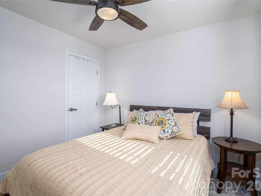 1937 Tupelo Grove Lane, Gastonia, NC 28054.  MLS# CAR4344471, YatesRealty ID 6151. 