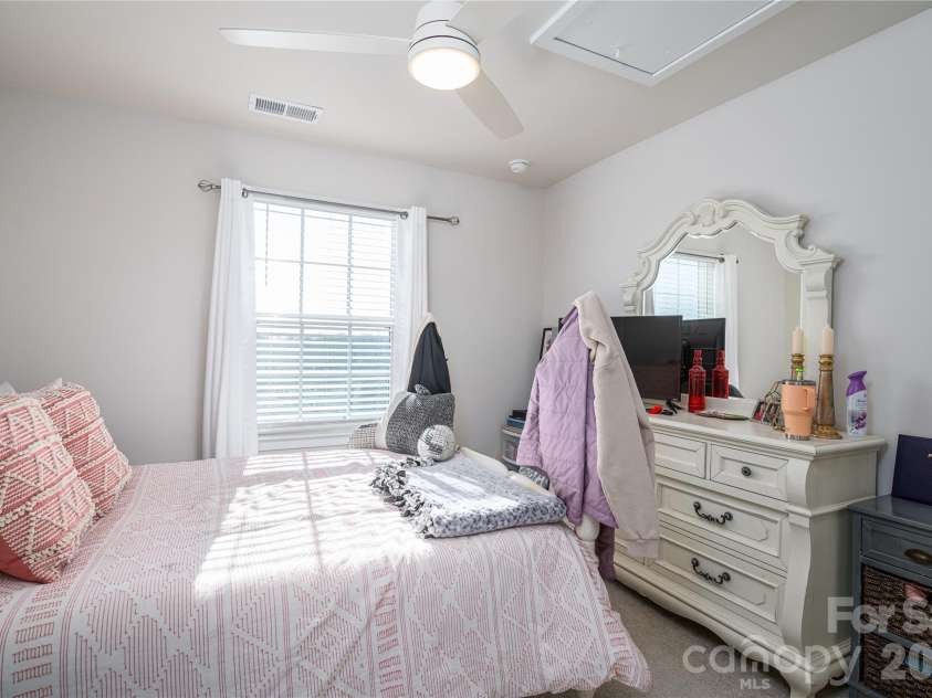 1937 Tupelo Grove Lane, Gastonia, NC 28054.  MLS# CAR4344471, YatesRealty ID 6151. 
