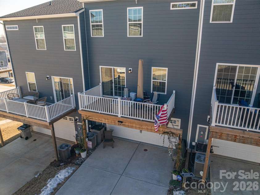 1937 Tupelo Grove Lane, Gastonia, NC 28054.  MLS# CAR4344471, YatesRealty ID 6151. 