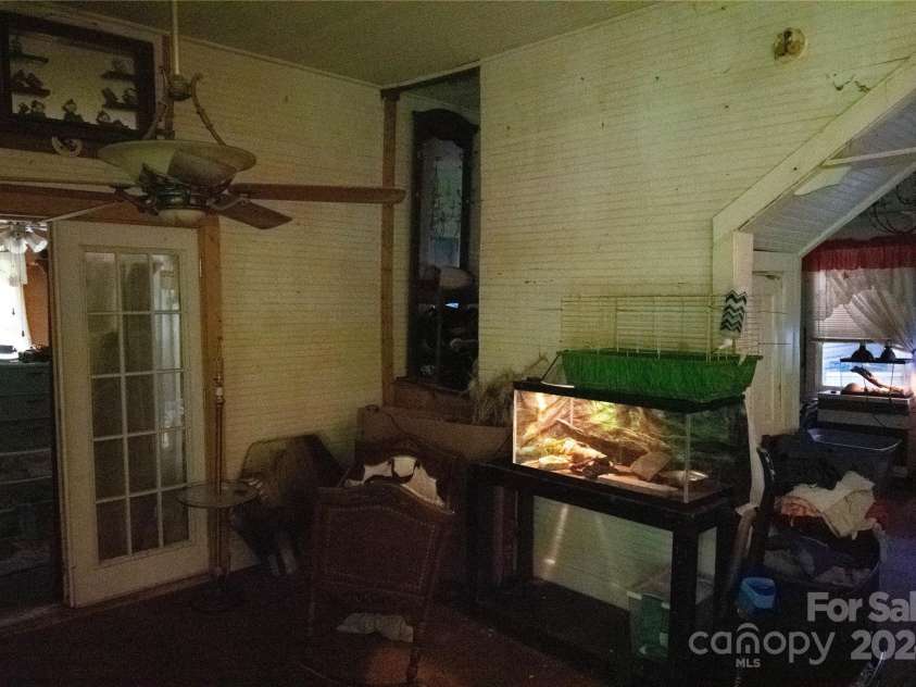 8131 Old Linville Road, Marion, NC 28752.  MLS# CAR4152657, YatesRealty ID 6151. 