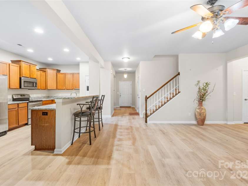 1231 Lauren Village Drive, Charlotte, NC 28213.  MLS# CAR4193824, YatesRealty ID 6153. Open View