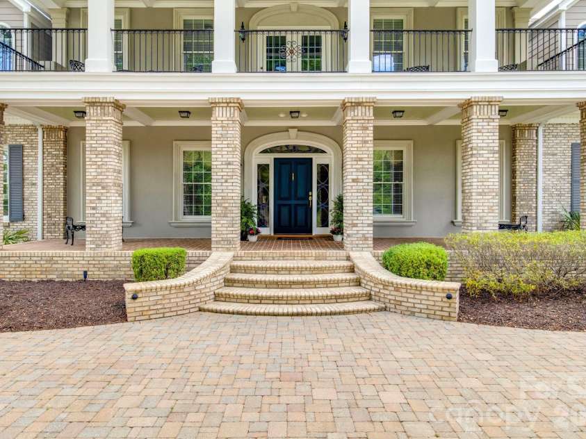 393 Youngs Bend Road, Kershaw, SC 29067.  MLS# CAR4317045, YatesRealty ID 6155. 