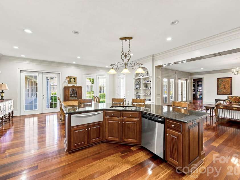 393 Youngs Bend Road, Kershaw, SC 29067.  MLS# CAR4423176, YatesRealty ID 6155. 