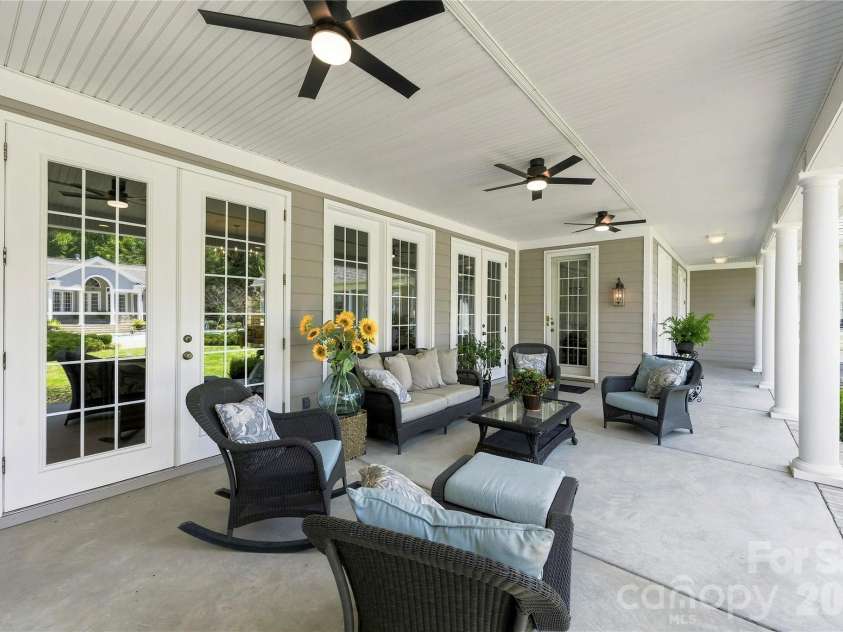 393 Youngs Bend Road, Kershaw, SC 29067.  MLS# CAR4423176, YatesRealty ID 6155. 
