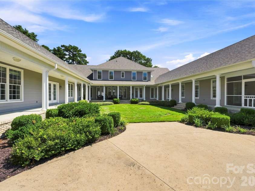 393 Youngs Bend Road, Kershaw, SC 29067.  MLS# CAR4423176, YatesRealty ID 6155. 