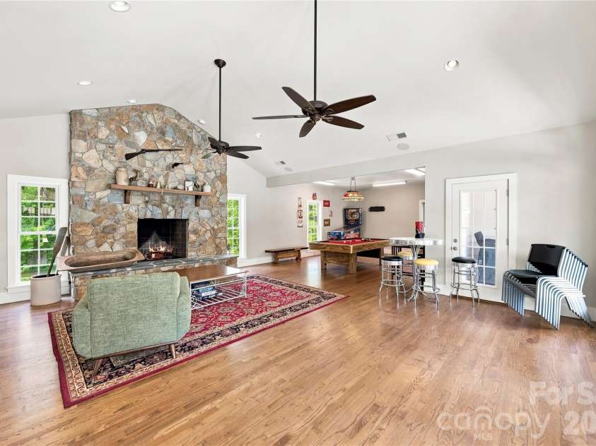 393 Youngs Bend Road, Kershaw, SC 29067.  MLS# CAR4423176, YatesRealty ID 6155. 