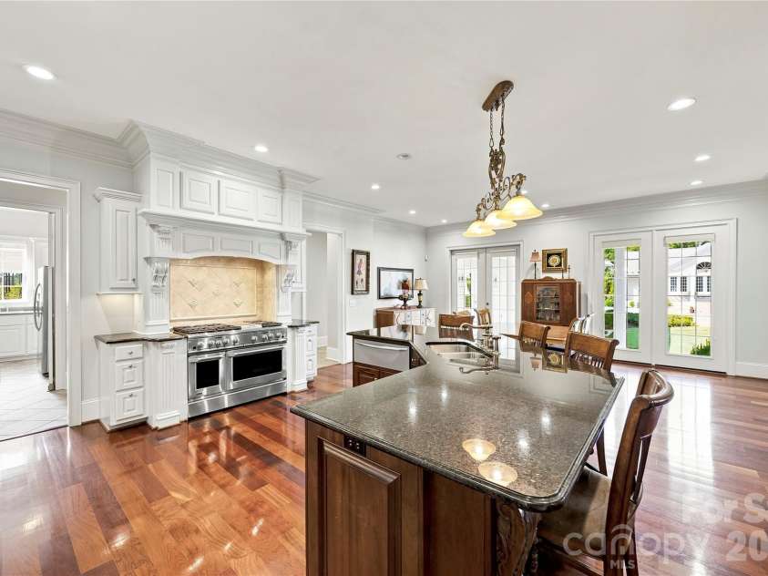 393 Youngs Bend Road, Kershaw, SC 29067.  MLS# CAR4423176, YatesRealty ID 6155. Estate Kitchen
