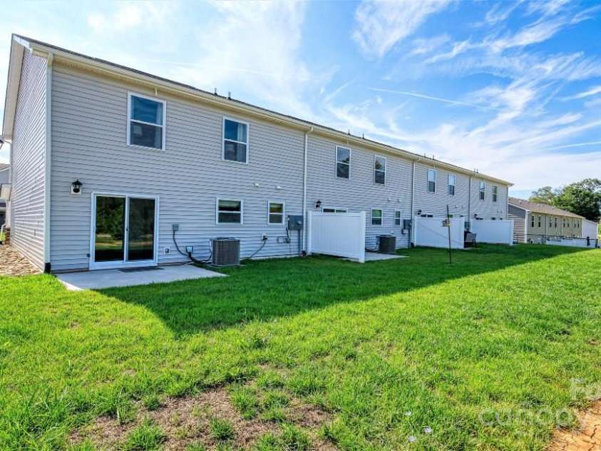 33 Virginia Commons Drive, Arden, NC 28704.  MLS# CAR4158592, YatesRealty ID 6156. 