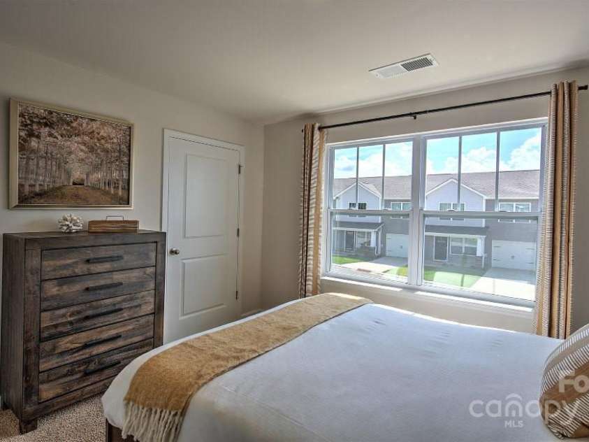 42 Virginia Commons Drive, Arden, NC 28704.  MLS# CAR4194850, YatesRealty ID 6157. 