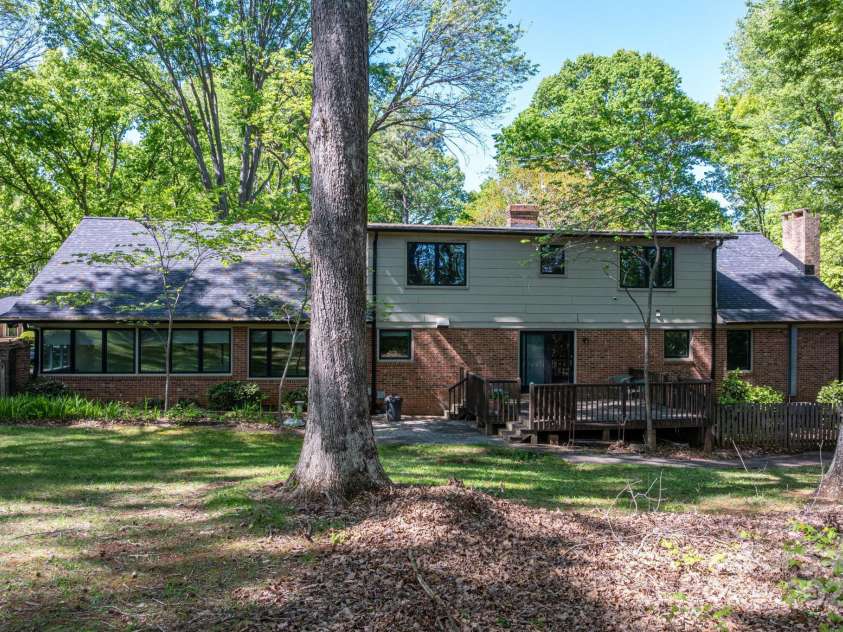 1058 General Hoke Drive, Lincolnton, NC 28092.  MLS# CAR4246509, YatesRealty ID 6158. 