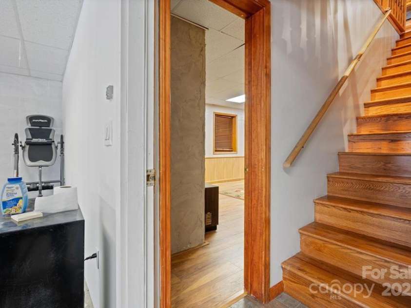 825 Posey Blanton Road, Sylva, NC 28779.  MLS# CAR4237679, YatesRealty ID 6159. 