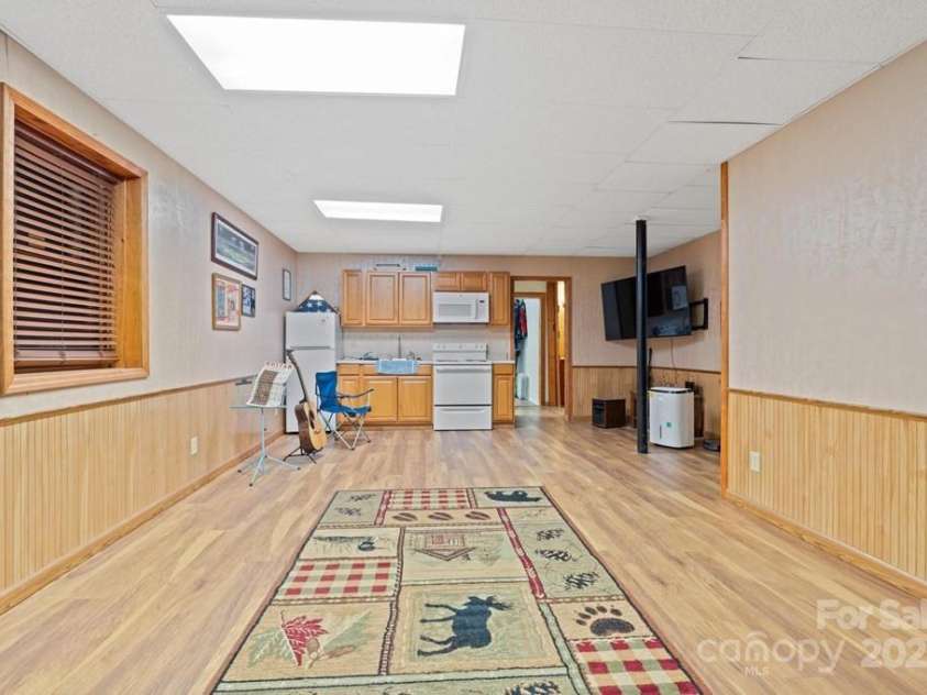 825 Posey Blanton Road, Sylva, NC 28779.  MLS# CAR4237679, YatesRealty ID 6159. 