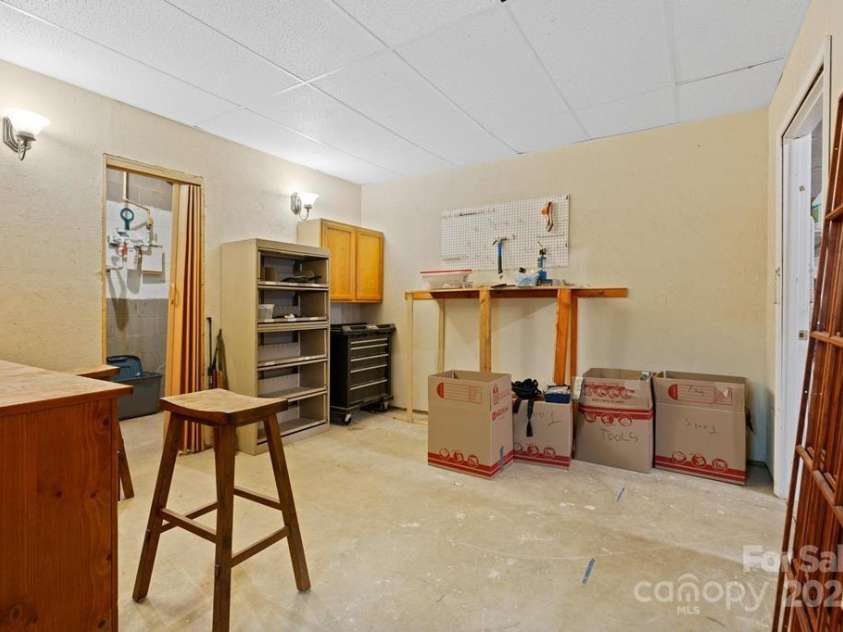 825 Posey Blanton Road, Sylva, NC 28779.  MLS# CAR4237679, YatesRealty ID 6159. 