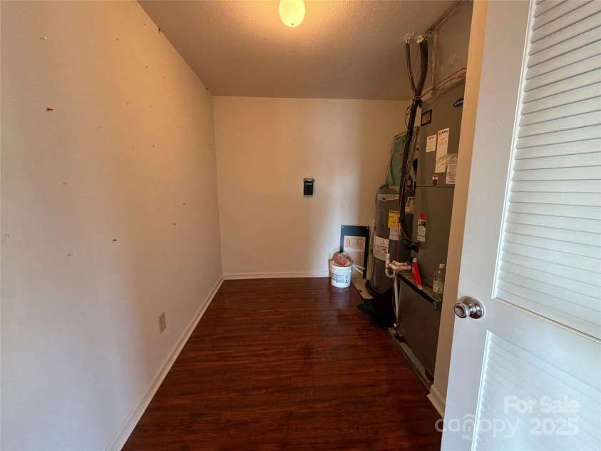 3401 Pikes Peak Drive, Gastonia, NC 28052.  MLS# CAR4331380, YatesRealty ID 616. Utility room