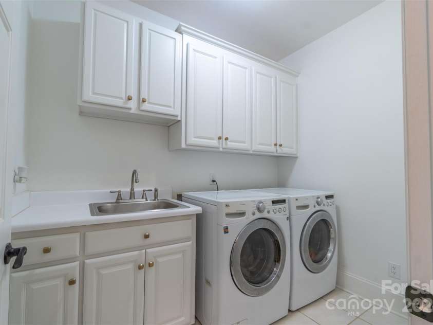 17418 Sailors Watch Place, Cornelius, NC 28031.  MLS# CAR4198476, YatesRealty ID 6160. 