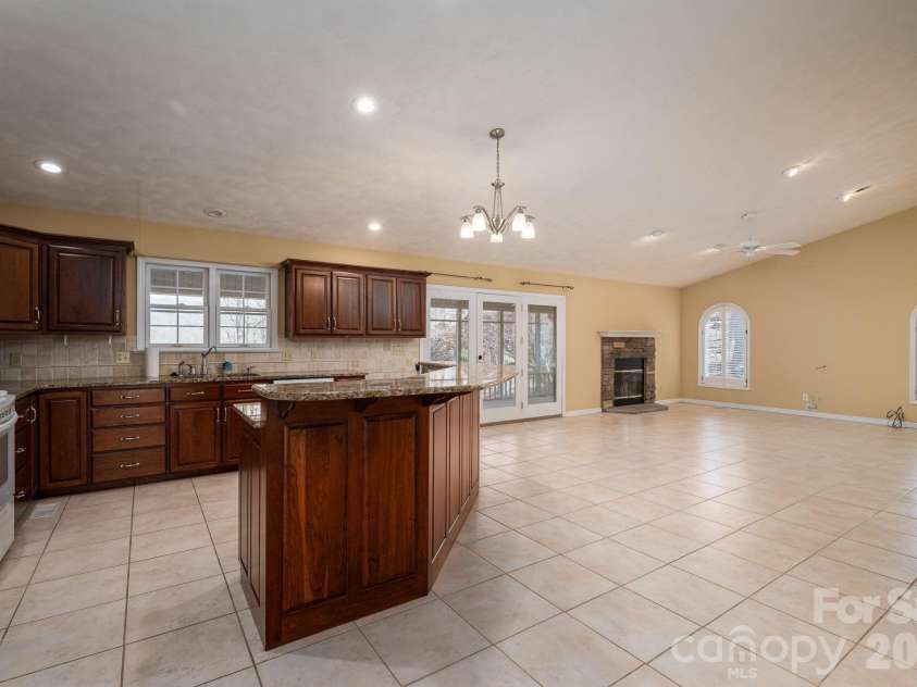 150 Kester Drive, Cherryville, NC 28021.  MLS# CAR4358677, YatesRealty ID 6161. 