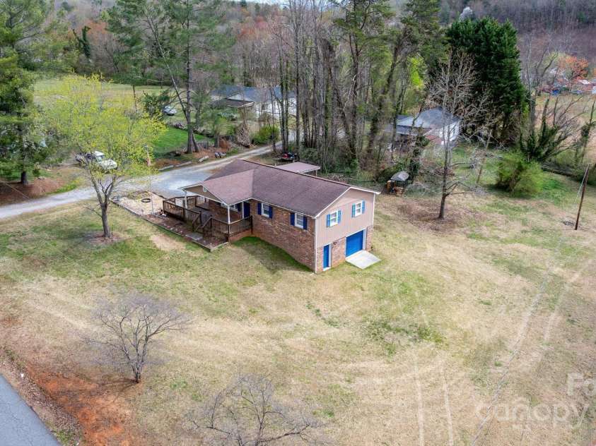 1257 Oaklawn Street, Lenoir, NC 28645.  MLS# CAR4240986, YatesRealty ID 6162. 