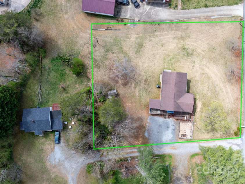 1257 Oaklawn Street, Lenoir, NC 28645.  MLS# CAR4240986, YatesRealty ID 6162. 