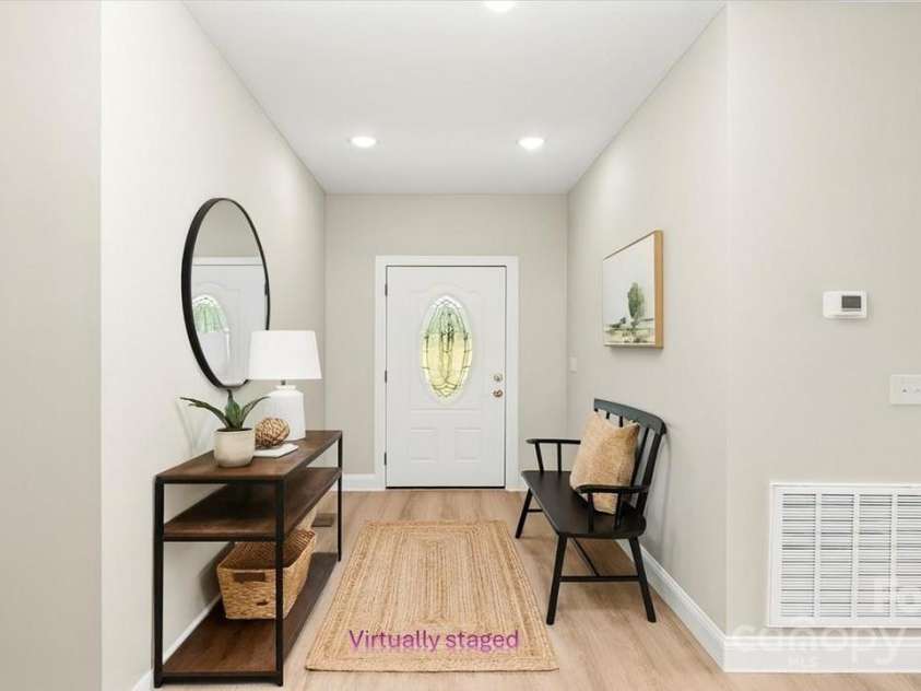 1057 12th Avenue Drive, Hickory, NC 28601.  MLS# CAR4294370, YatesRealty ID 6163. Entryway