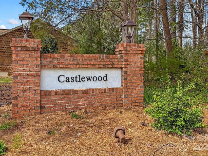 402 Swaim Court, Salisbury, NC 28147.  MLS# CAR4263781, YatesRealty ID 6163. 