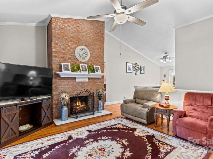 402 Swaim Court, Salisbury, NC 28147.  MLS# CAR4263781, YatesRealty ID 6163. 