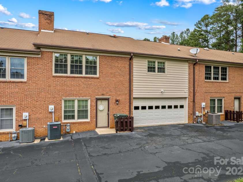 402 Swaim Court, Salisbury, NC 28147.  MLS# CAR4263781, YatesRealty ID 6163. 