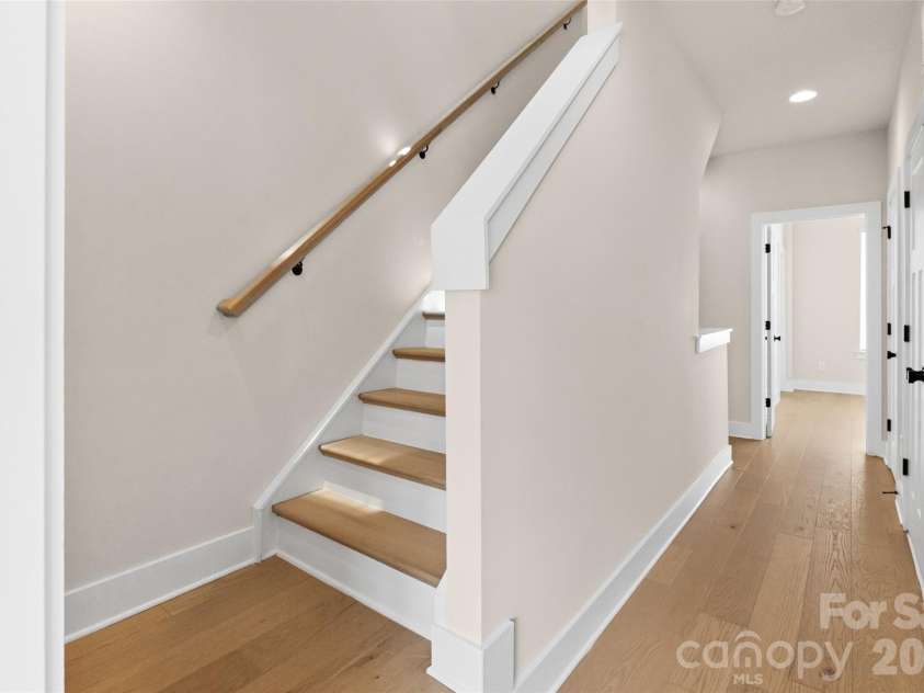 6017 Irwins Branch Drive, Charlotte, NC 28217.  MLS# CAR4349168, YatesRealty ID 6164. 3rd floor hallway- split bedroom plan