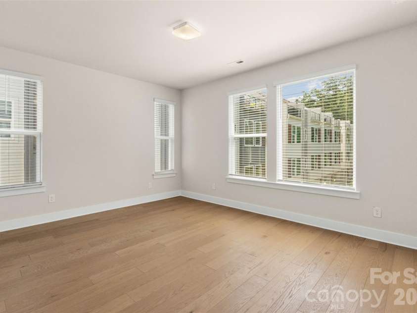 6017 Irwins Branch Drive, Charlotte, NC 28217.  MLS# CAR4349168, YatesRealty ID 6164. Primary on 3rd floor
