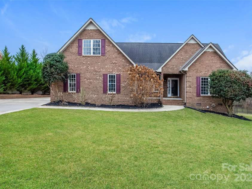 841 Old Farm Road, Oakboro, NC 28129.  MLS# CAR4332048, YatesRealty ID 6165. 