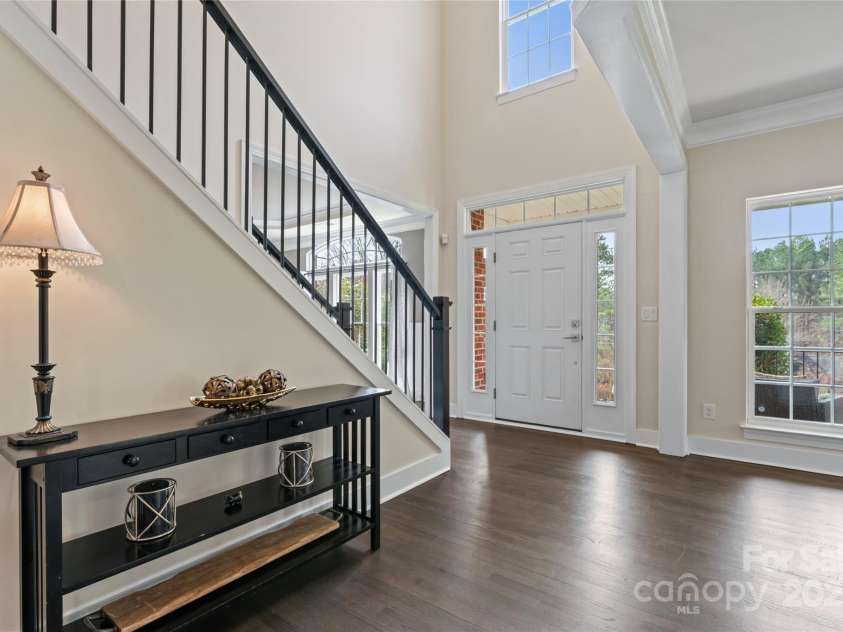 204 Silvercliff Drive, Mount Holly, NC 28120.  MLS# CAR4226383, YatesRealty ID 6166. 