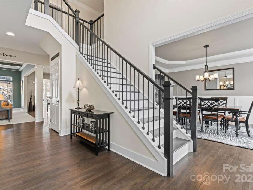 204 Silvercliff Drive, Mount Holly, NC 28120.  MLS# CAR4226383, YatesRealty ID 6166. 