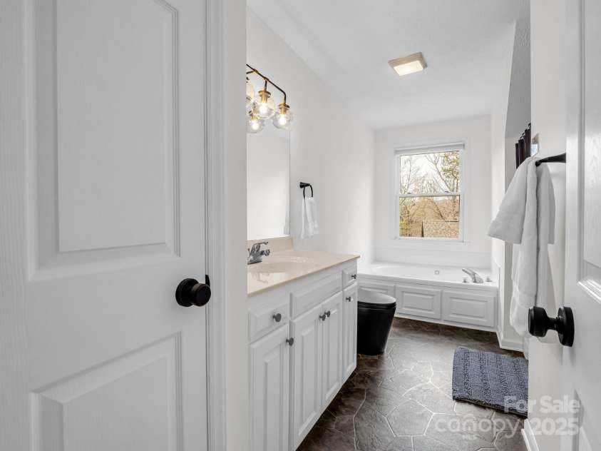 89 Volley Way, Saluda, NC 28773.  MLS# CAR4215259, YatesRealty ID 6167. 