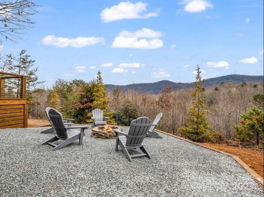 89 Volley Way, Saluda, NC 28773.  MLS# CAR4215259, YatesRealty ID 6167. 