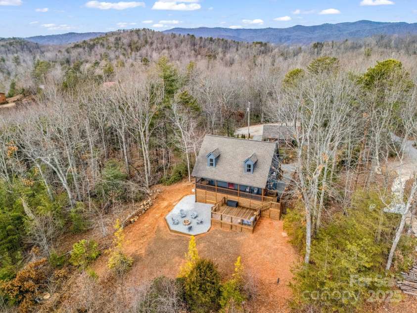 89 Volley Way, Saluda, NC 28773.  MLS# CAR4215259, YatesRealty ID 6167. 