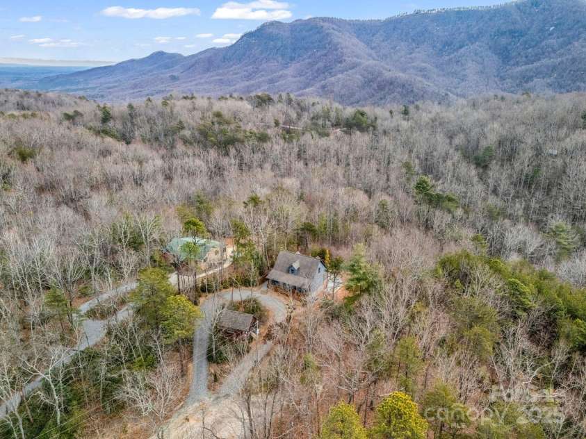 89 Volley Way, Saluda, NC 28773.  MLS# CAR4215259, YatesRealty ID 6167. 