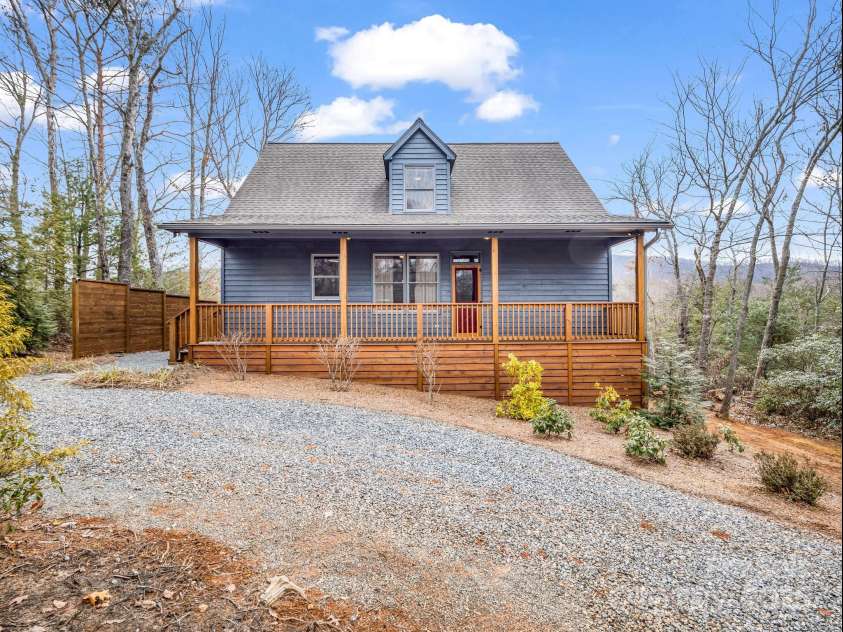 89 Volley Way, Saluda, NC 28773.  MLS# CAR4215259, YatesRealty ID 6167. 