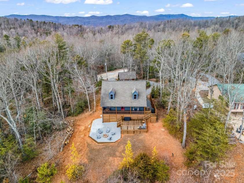 89 Volley Way, Saluda, NC 28773.  MLS# CAR4215259, YatesRealty ID 6167. 