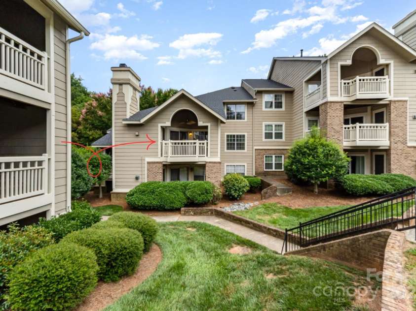 5011 Sharon Road, Charlotte, NC 28210.  MLS# CAR4223677, YatesRealty ID 6168. 