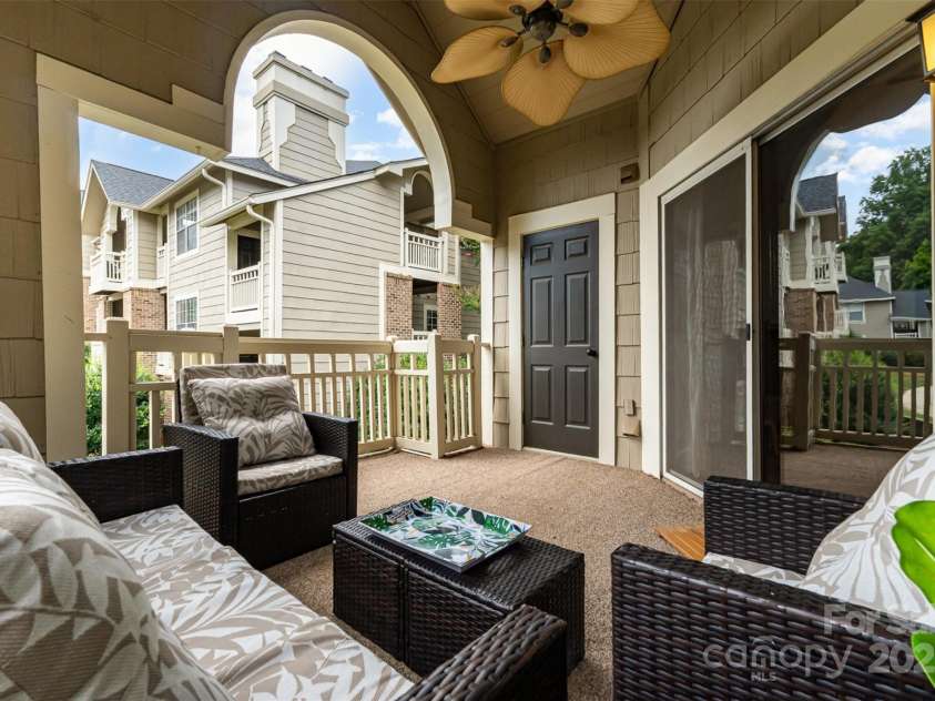 5011 Sharon Road, Charlotte, NC 28210.  MLS# CAR4223677, YatesRealty ID 6168. 