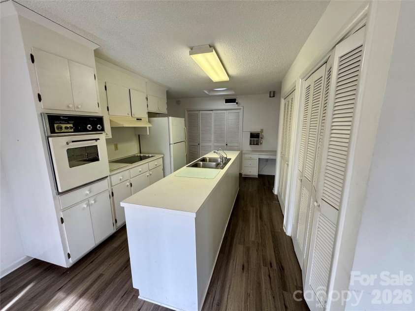 316 Prince Street, Kannapolis, NC 28083.  MLS# CAR4351025, YatesRealty ID 6169. Kitchen 