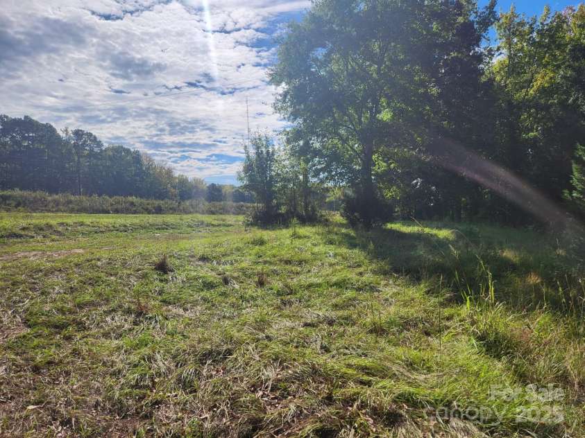 5987 Charlotte Highway, Lancaster, SC 29720.  MLS# CAR4308320, YatesRealty ID 617. 