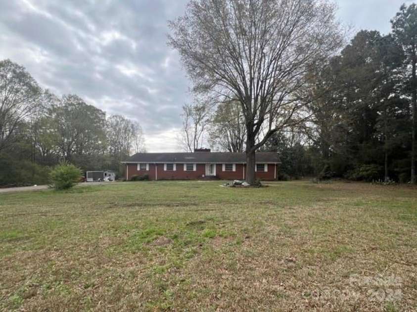 7014 Marshville Boulevard, Marshville, NC 28103.  MLS# CAR4122928, YatesRealty ID 617. 